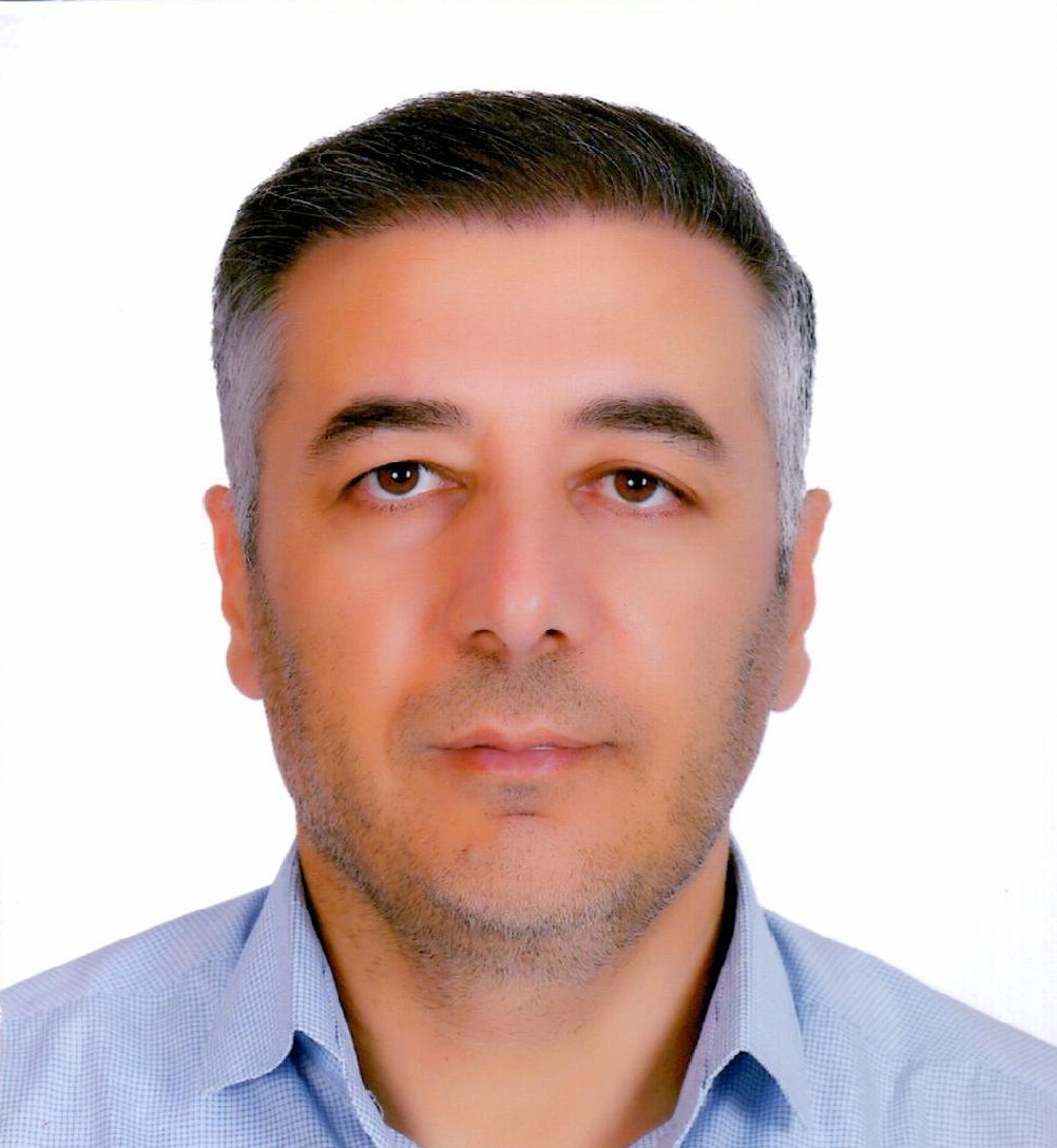 محسن مؤمني