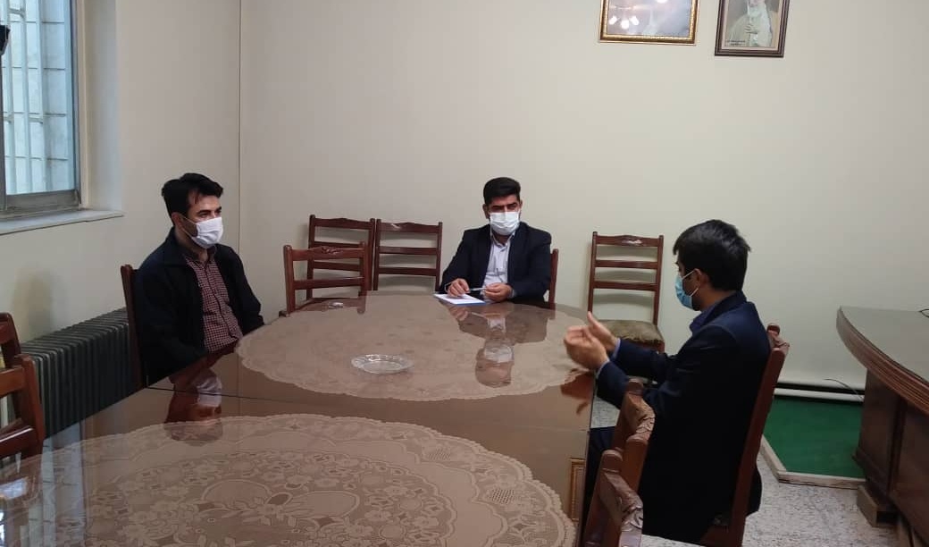برگزاری جلسه مربوط به بررسی مشکلات سیستم آموزش مجازی در دانشکده ادبیات و علوم انسانی با شرکت مسئولین دانشکده ادبیات و علوم انسانی و مسئول سیستم مجازی دانشگاه ارومیه
