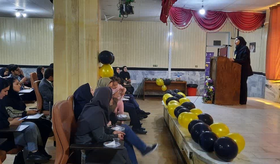 برگزاری مراسم گرامیداشت روز روانشناسی در آمفی تاتر دانشکده ادبیت و علوم انسانی