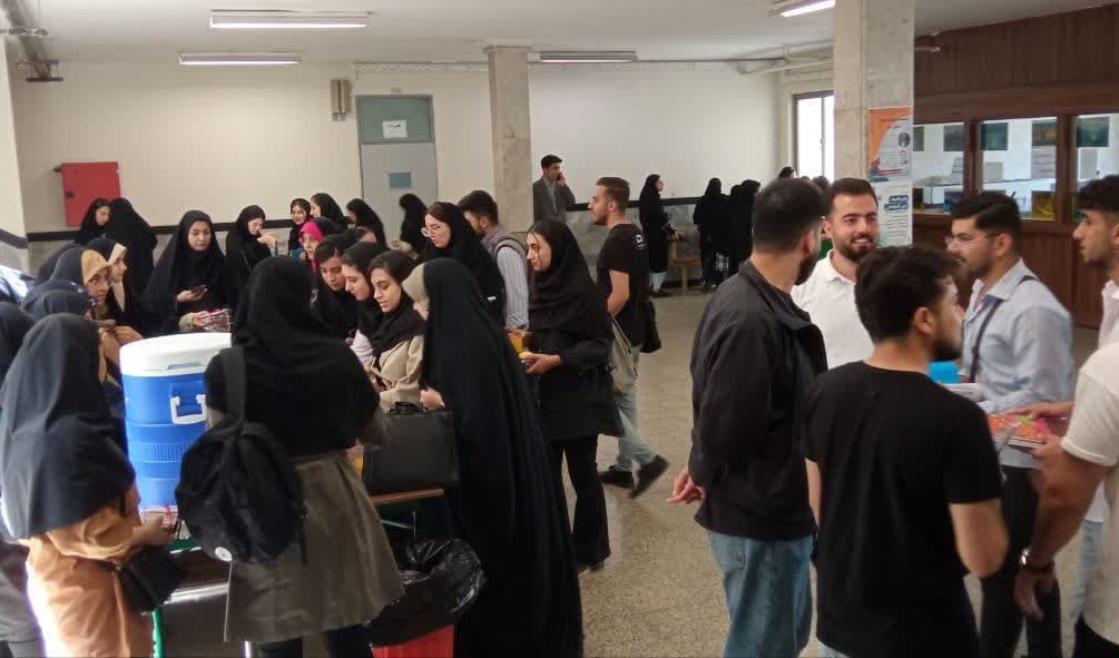 رگزاری مراسم جشن به مناسبت دهه کرامت در دانشکده  ادبیات و علوم انسانی