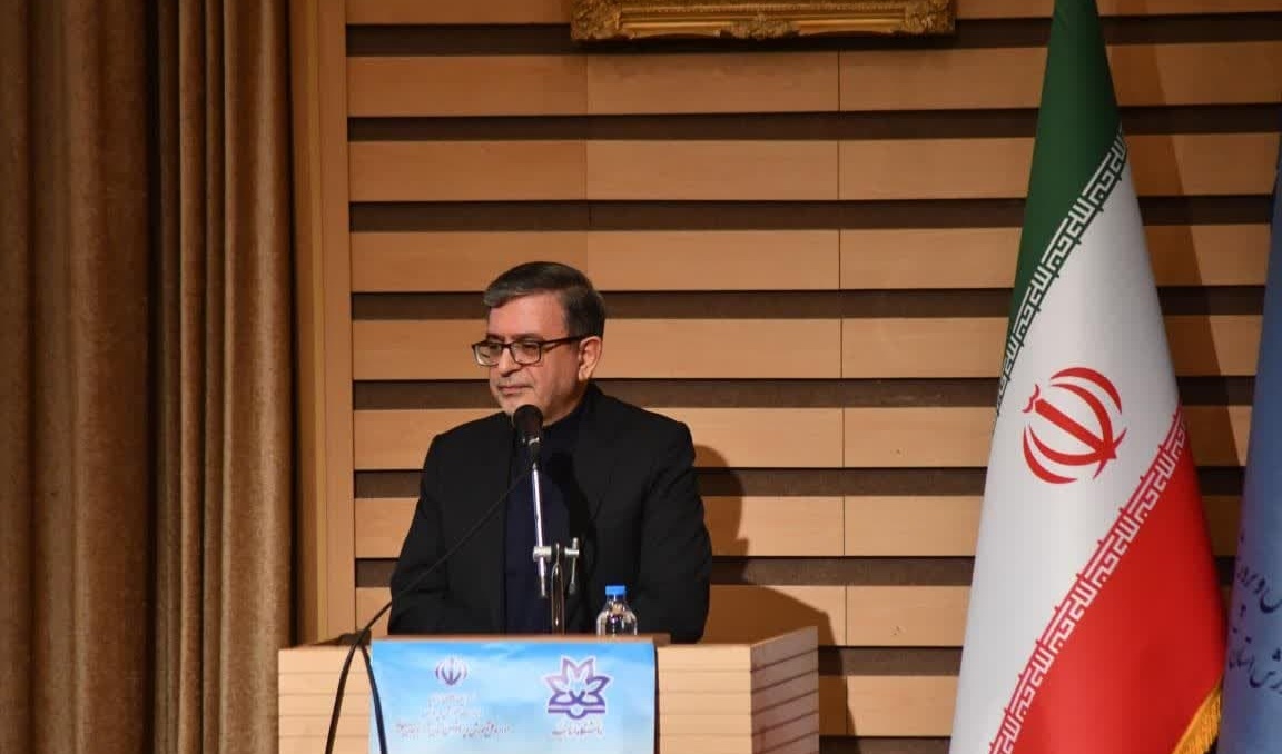 نخستین همایش ملی رهیافت های نوین برنامه درسی ملی در زیست بوم جدید برگزار شد