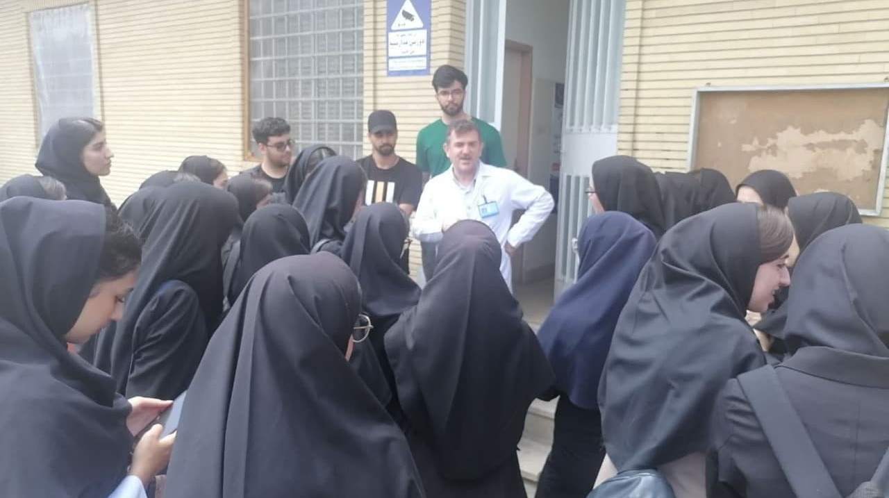 بازدید از بیمارستان رازی یکشنبه ۶ خرداد دانشجویان گروه آموزشی روانشناسی دانشکده ادبیات و علوم انسانی